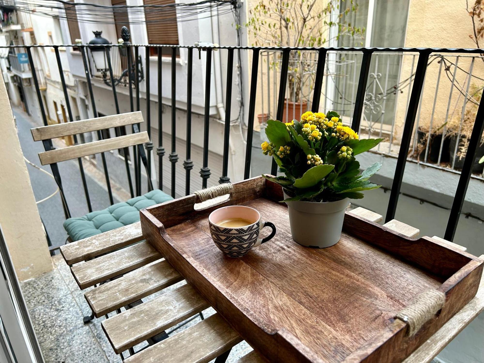 Cozy In The Center Of Old Town Apartment
