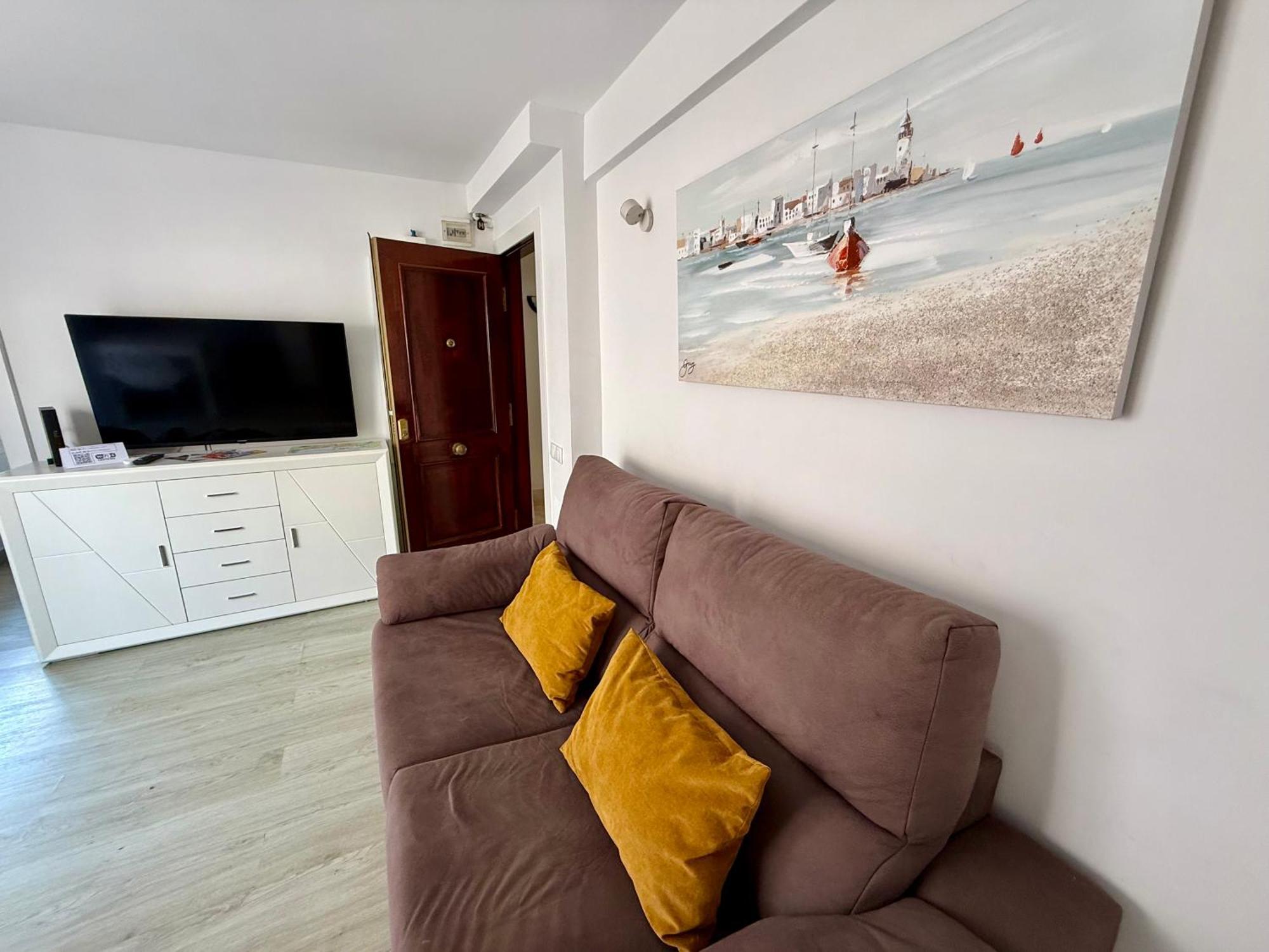 Cozy In The Center Of Old Town Apartment